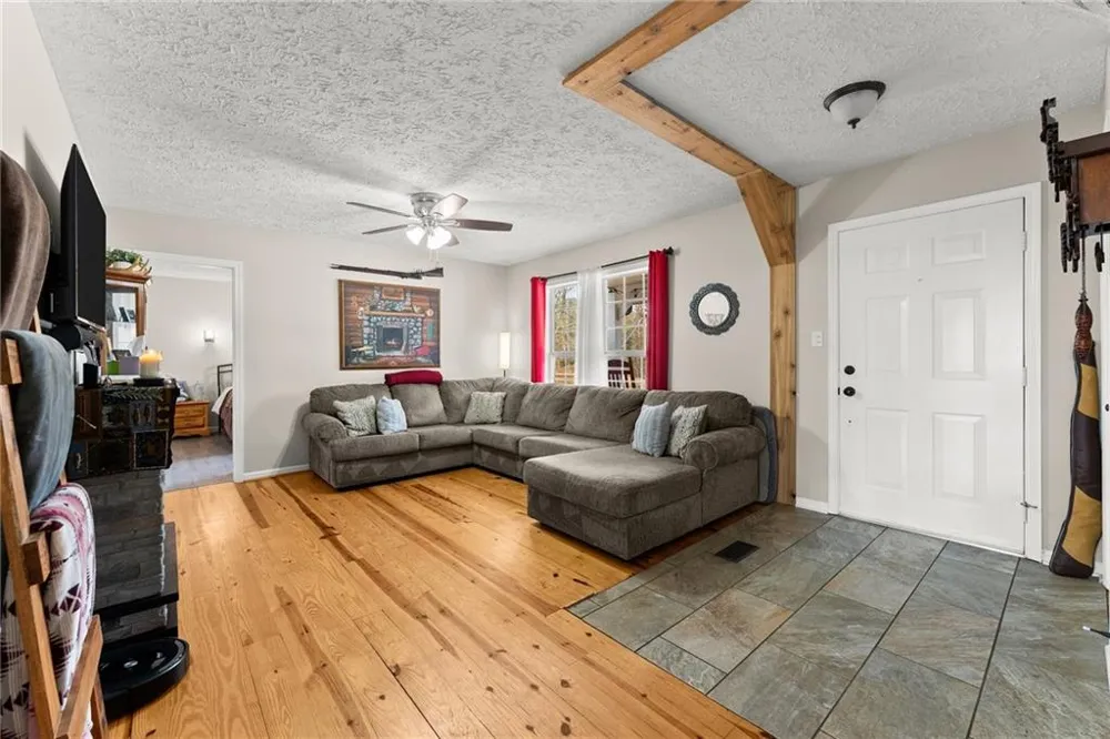4264 Highway 105 Baldwin, GA 30511