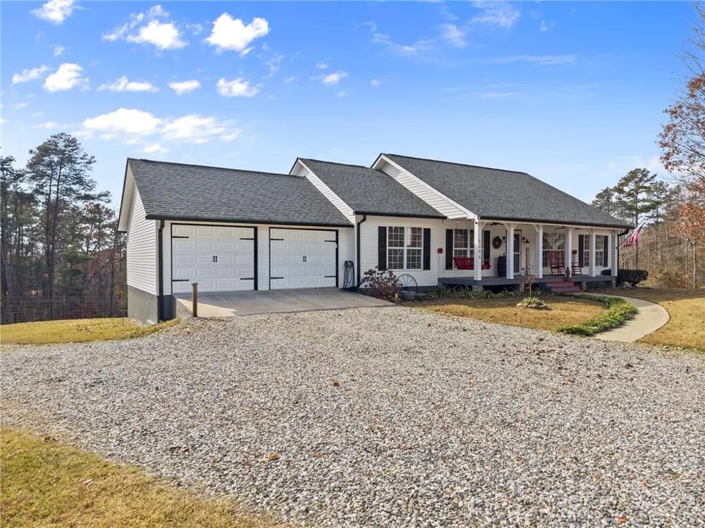 4264 Highway 105 Baldwin, GA 30511