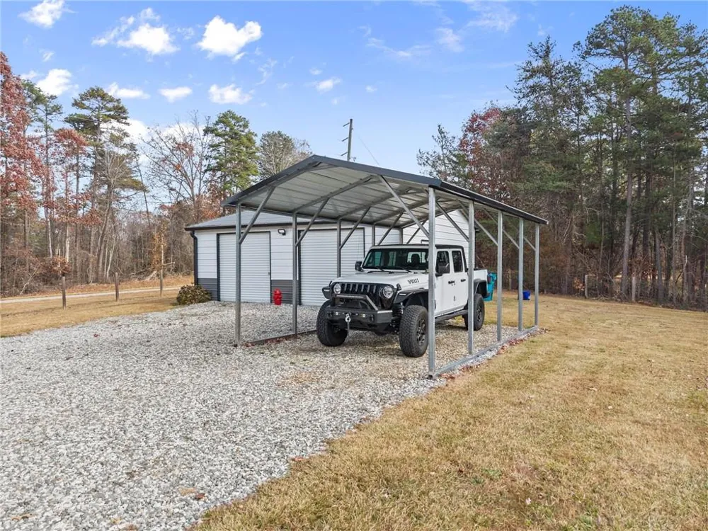 4264 Highway 105 Baldwin, GA 30511