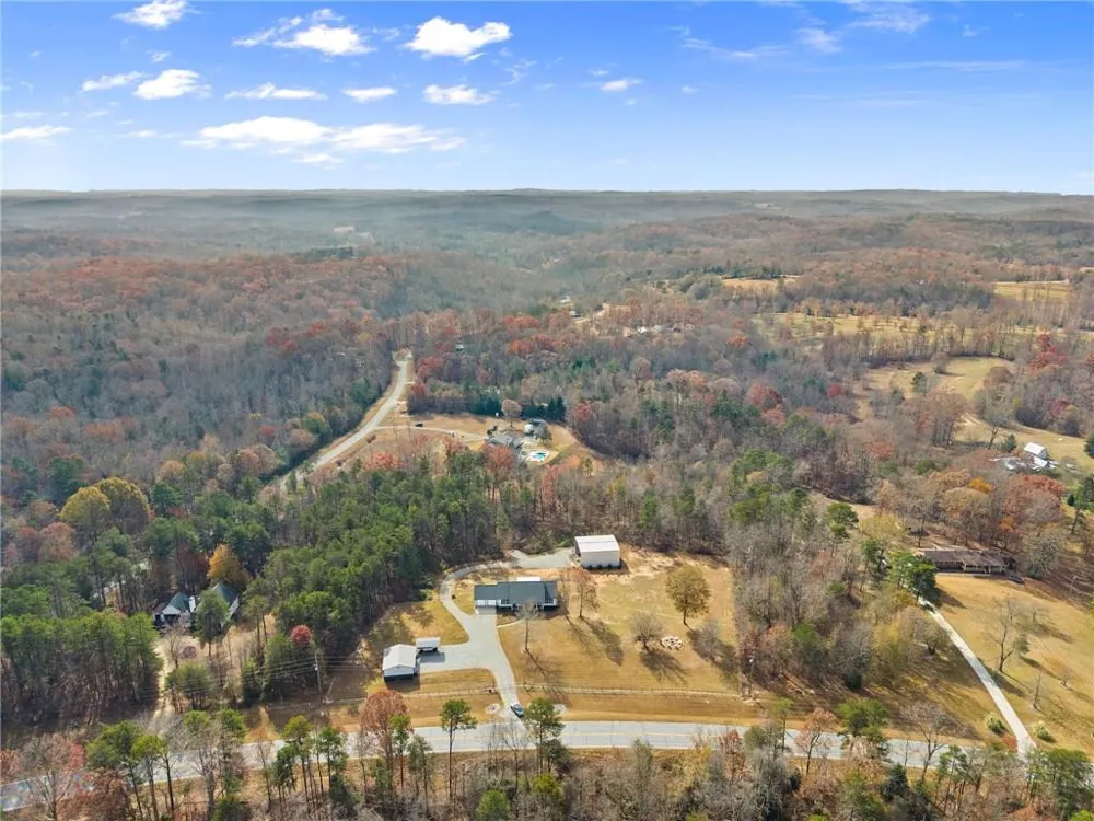 4264 Highway 105 Baldwin, GA 30511