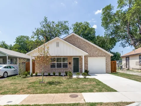 3327 Garden Lane
