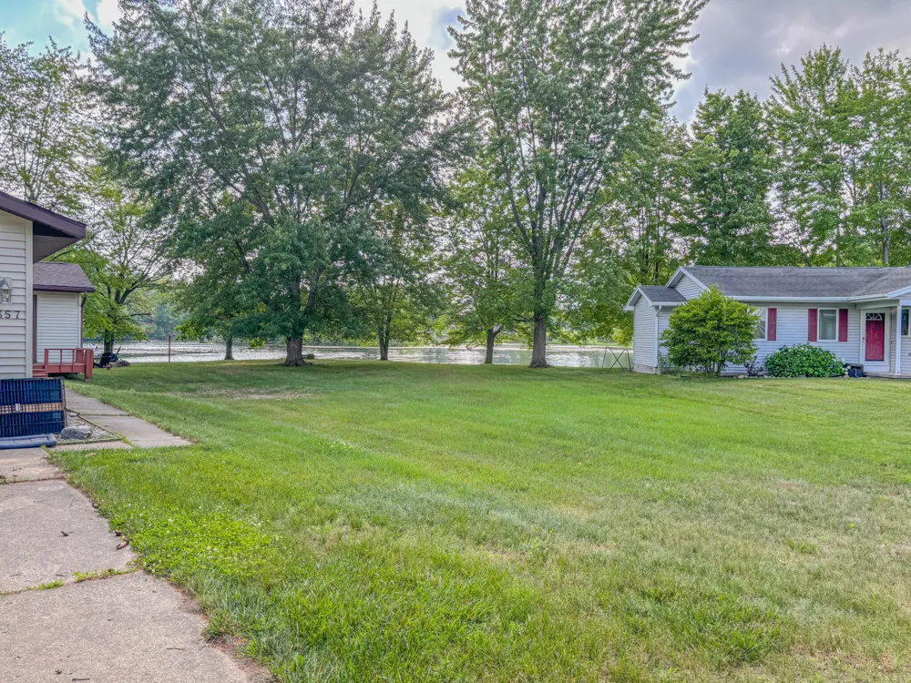 7365 Holiday Drive ##772 Canadian Lakes, MI 49346