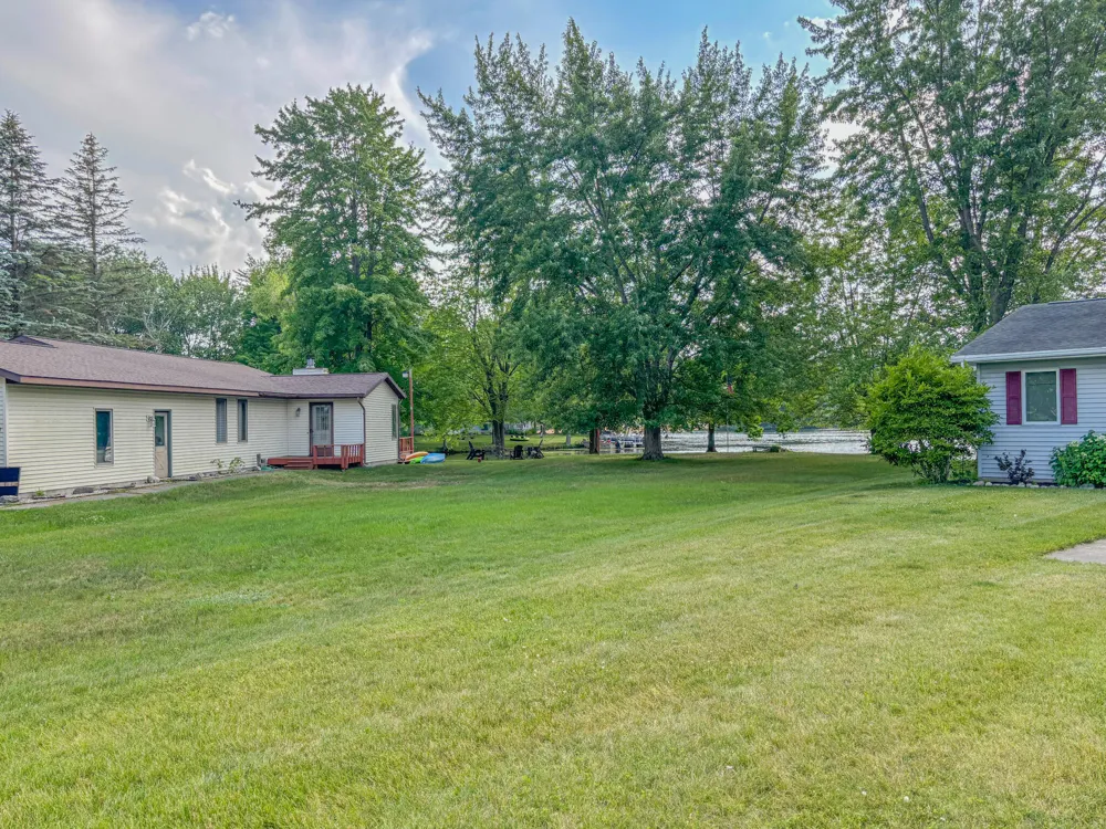 7365 Holiday Drive ##772 Canadian Lakes, MI 49346