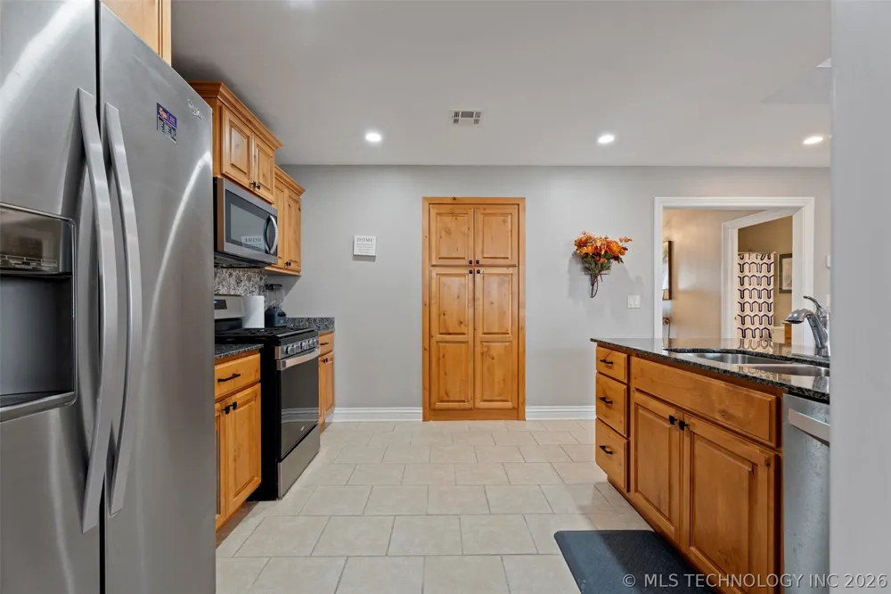 607 St Andrews Circle Grove, OK 74344