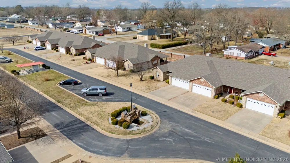 607 St Andrews Circle Grove, OK 74344