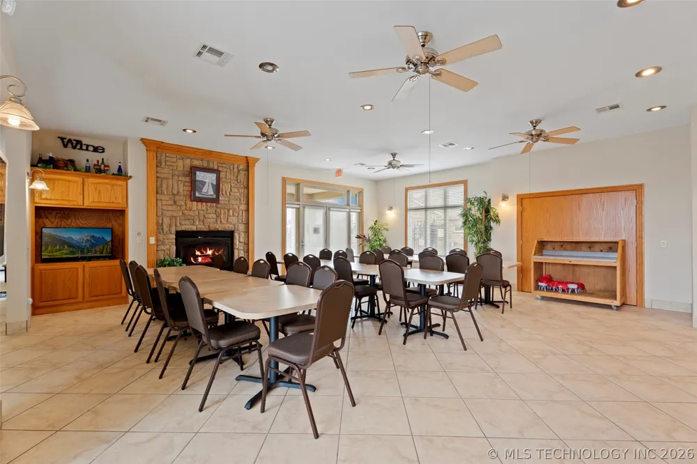 607 St Andrews Circle Grove, OK 74344