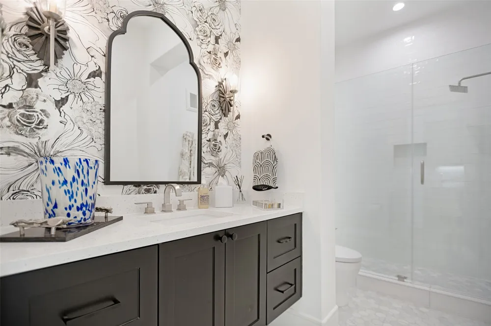 320 O Connor Ridge Boulevard #21 Irving, TX 75038