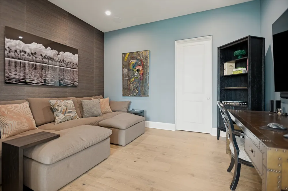 320 O Connor Ridge Boulevard #21 Irving, TX 75038