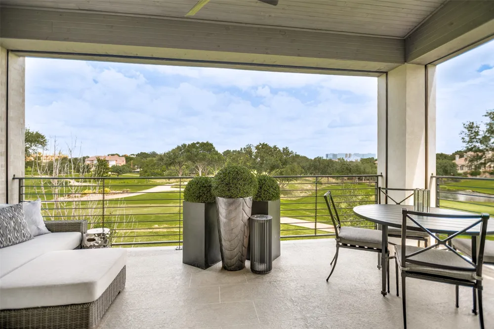320 O Connor Ridge Boulevard #21 Irving, TX 75038