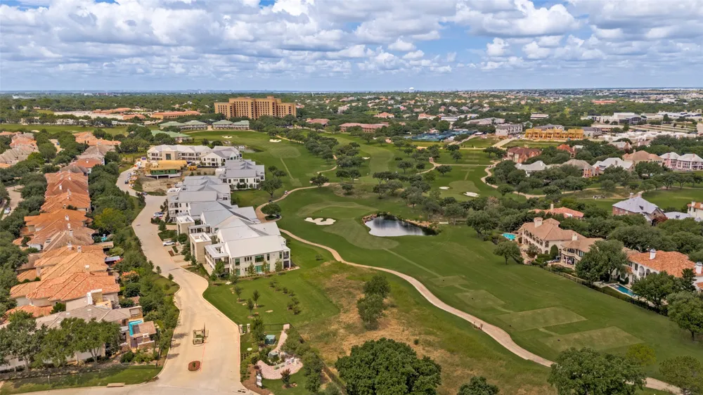 320 O Connor Ridge Boulevard #21 Irving, TX 75038