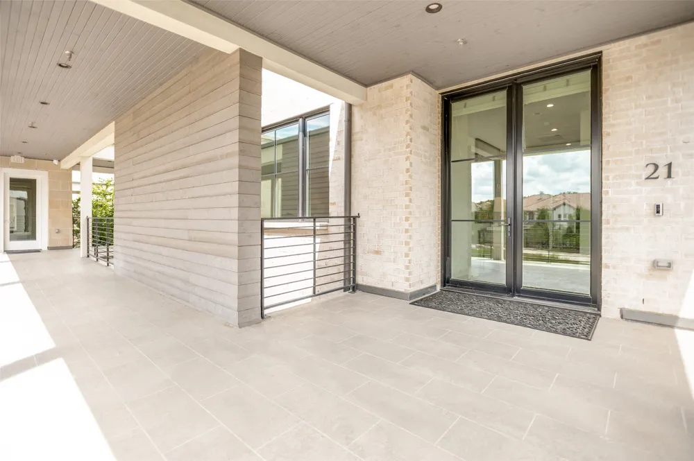 320 O Connor Ridge Boulevard #21 Irving, TX 75038