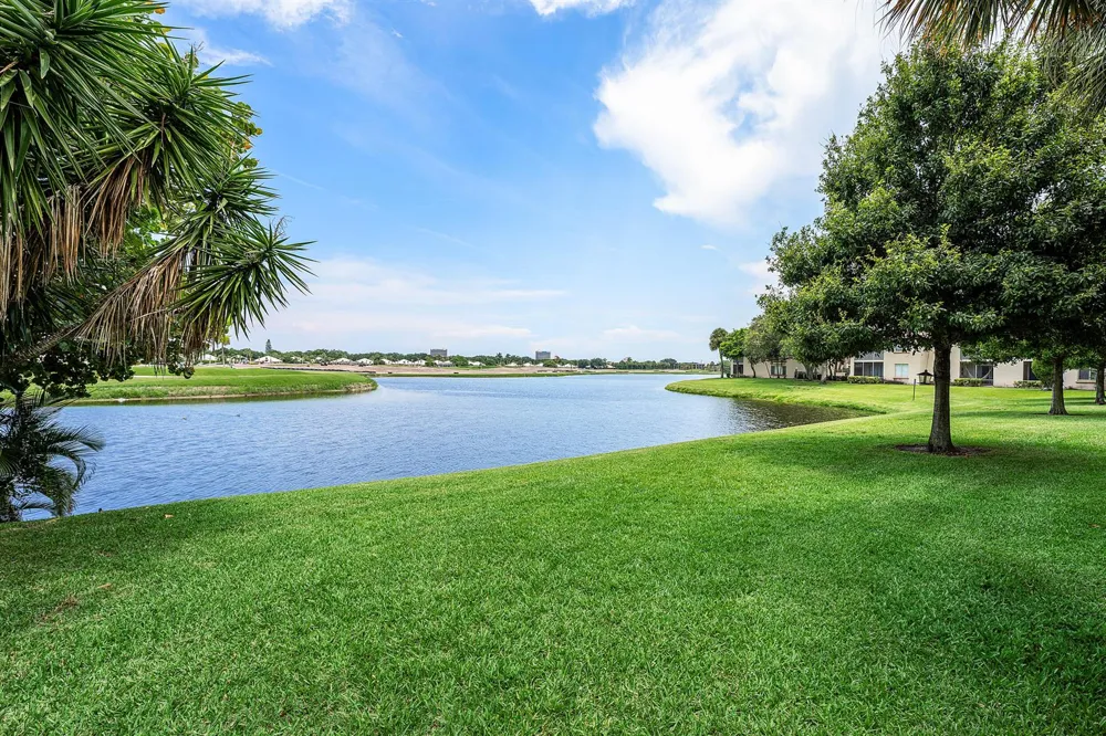 13111 Glenmoor Drive West Palm Beach, FL 33409