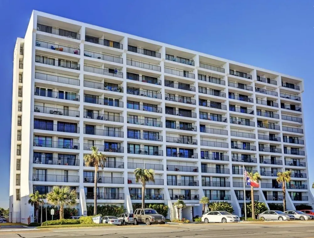7310 Seawall Boulevard #309 Galveston, TX 77551