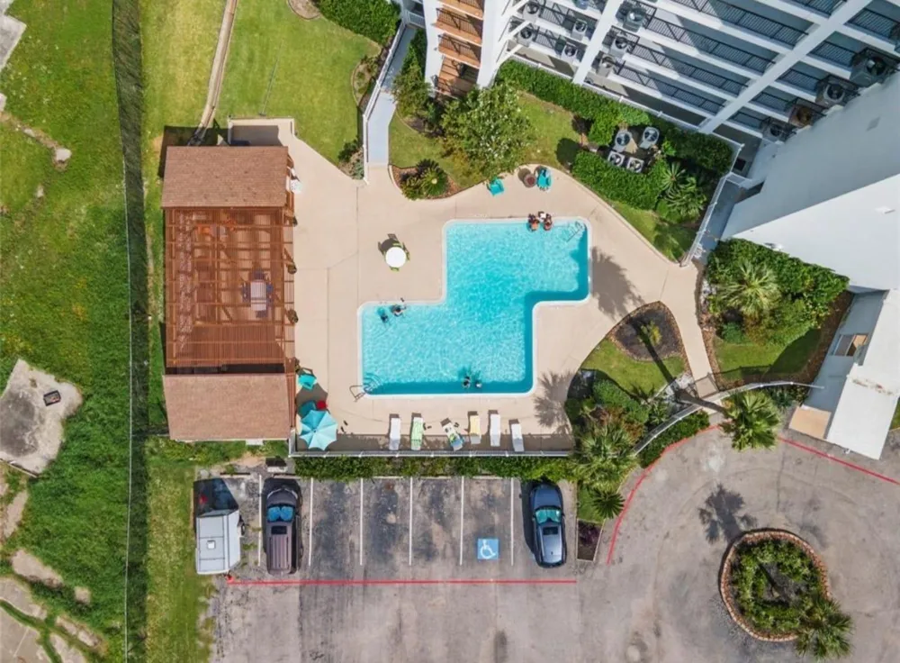 7310 Seawall Boulevard #309 Galveston, TX 77551