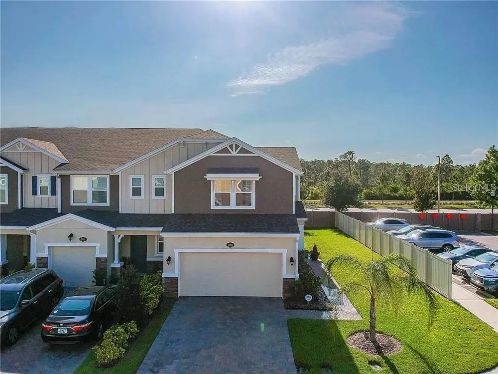18814 CORNUTA STREET Lutz, FL 33558