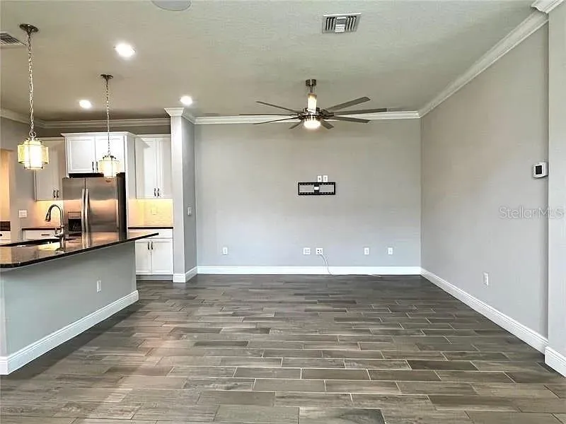 18814 CORNUTA STREET Lutz, FL 33558