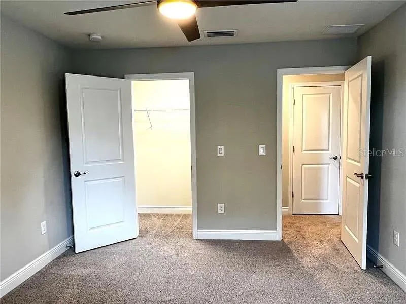 18814 CORNUTA STREET Lutz, FL 33558