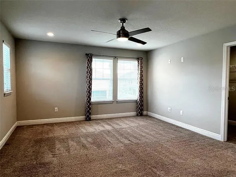 18814 CORNUTA STREET Lutz, FL 33558