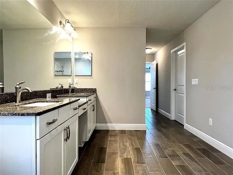 18814 CORNUTA STREET Lutz, FL 33558