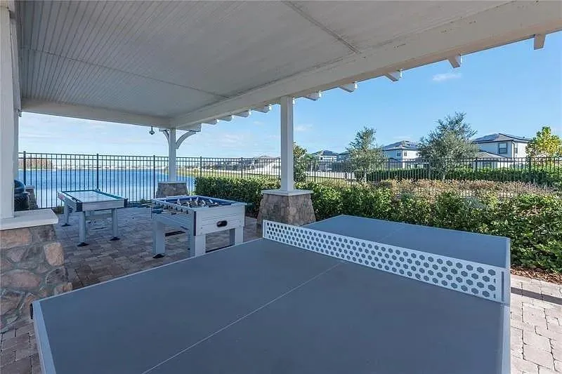 18814 CORNUTA STREET Lutz, FL 33558