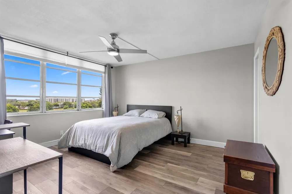 3150 W Rolling Hills Circle #704 Davie, FL 33328