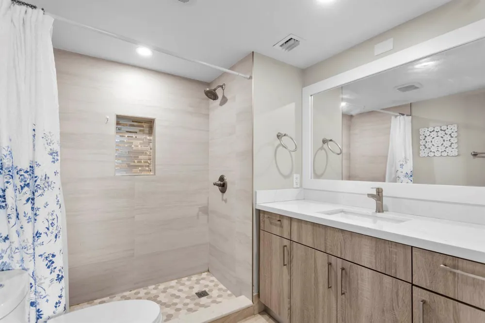 3150 W Rolling Hills Circle #704 Davie, FL 33328