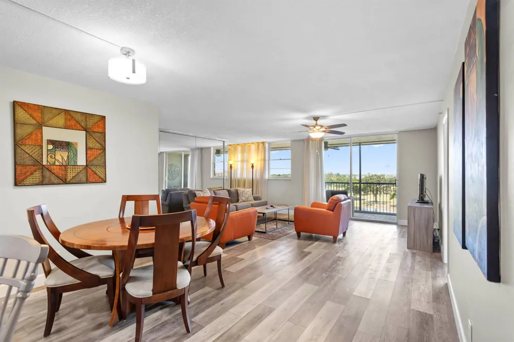 3150 W Rolling Hills Circle #704 Davie, FL 33328