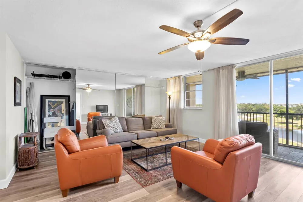 3150 W Rolling Hills Circle #704 Davie, FL 33328