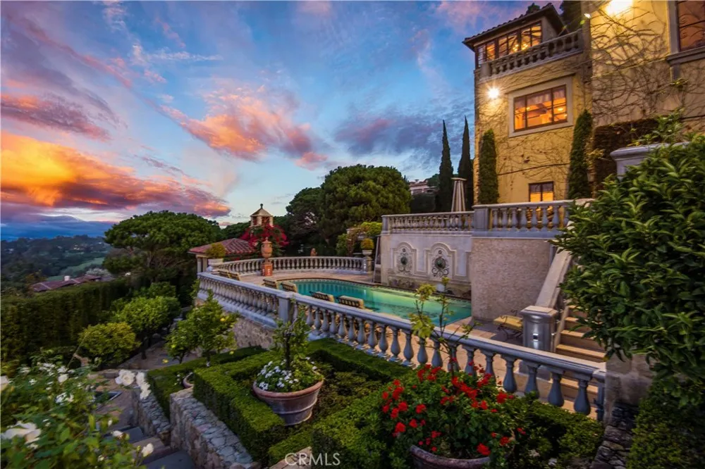 705 Via La Cuesta Palos Verdes Estates, CA 90274