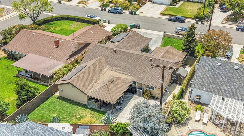 4766 Westside La Verne, CA 91750
