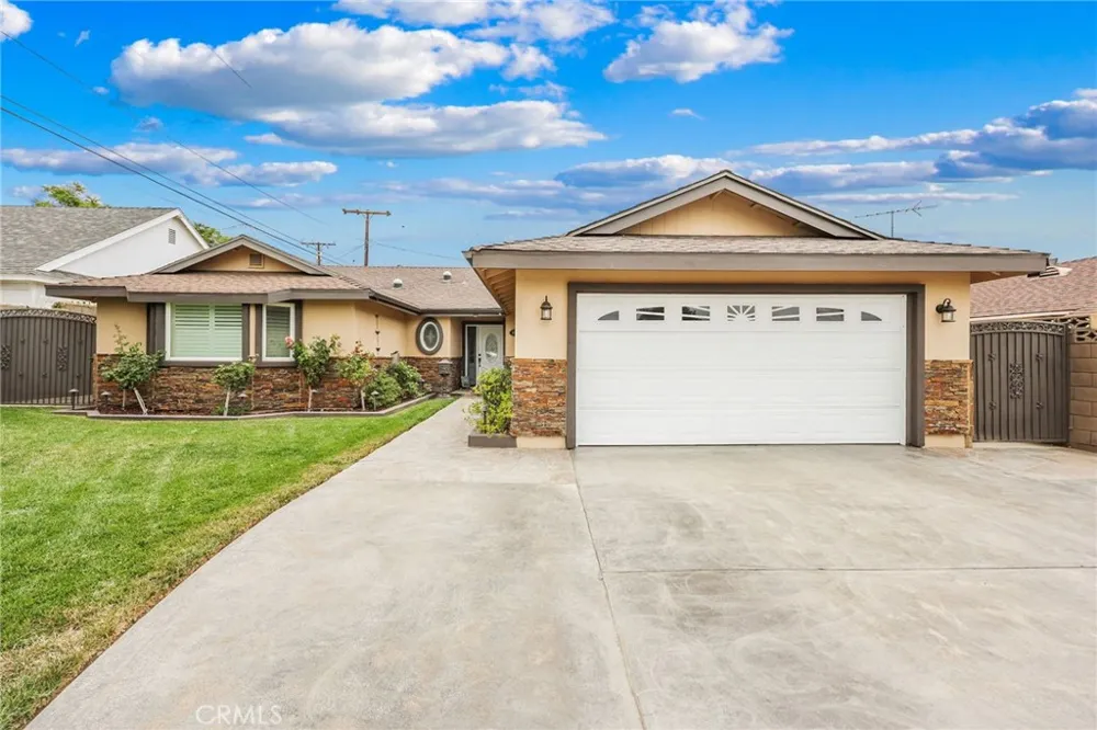 4766 Westside La Verne, CA 91750
