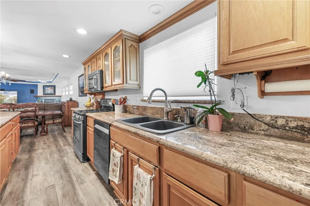 4766 Westside La Verne, CA 91750