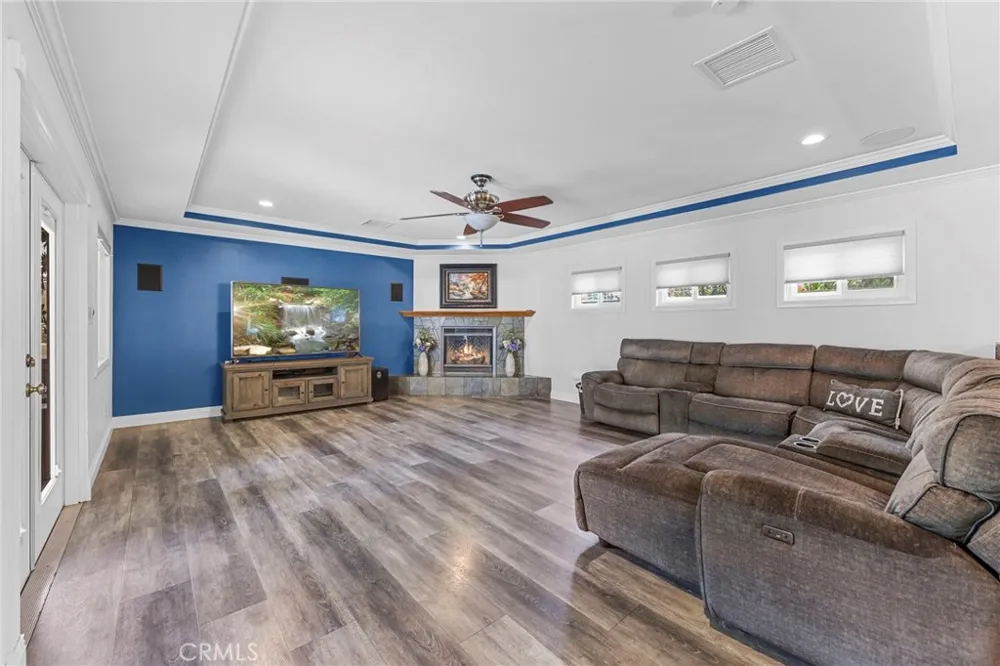 4766 Westside La Verne, CA 91750