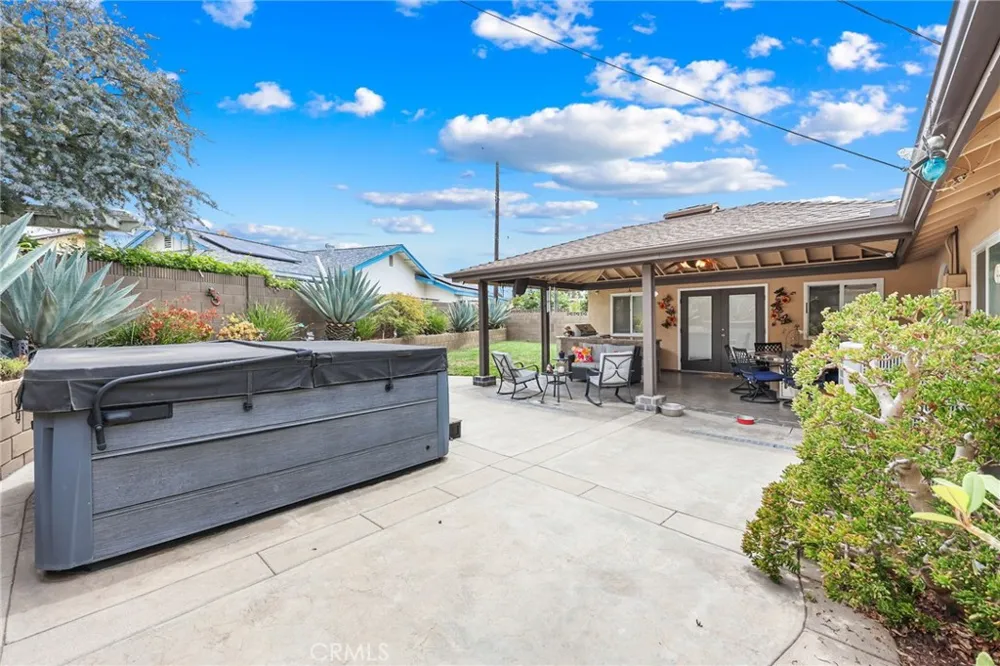 4766 Westside La Verne, CA 91750