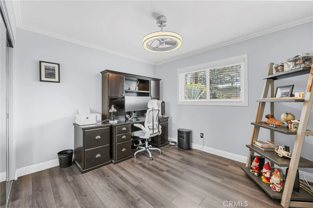 4766 Westside La Verne, CA 91750