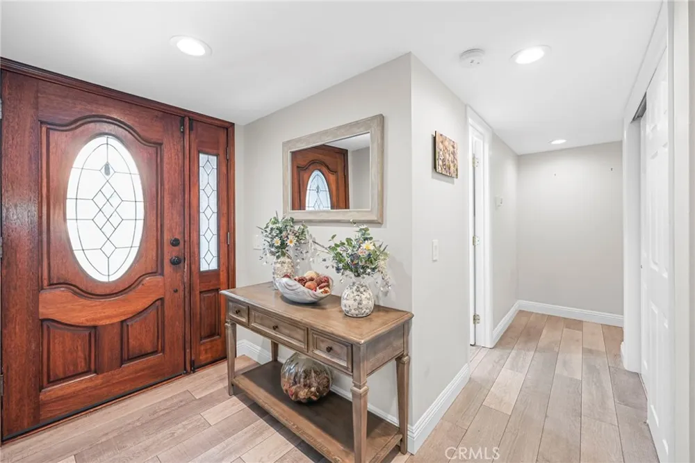 4766 Westside La Verne, CA 91750