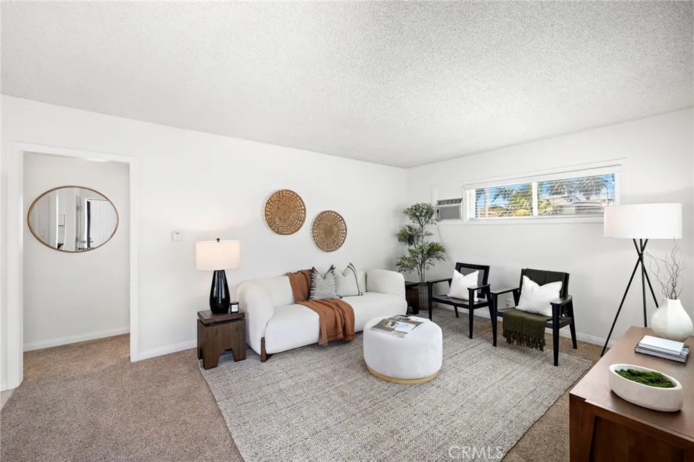 169 Roycroft Long Beach, CA 90803