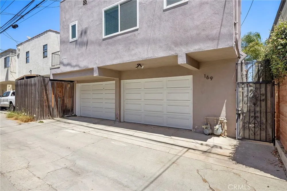169 Roycroft Long Beach, CA 90803