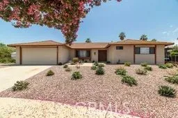 235 Pinewood Court Redlands, CA 92374