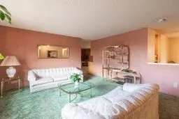 235 Pinewood Court Redlands, CA 92374