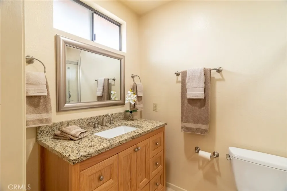 235 Pinewood Court Redlands, CA 92374