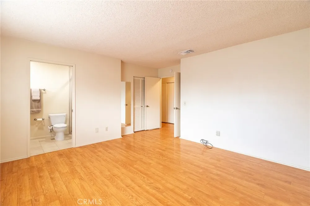 235 Pinewood Court Redlands, CA 92374