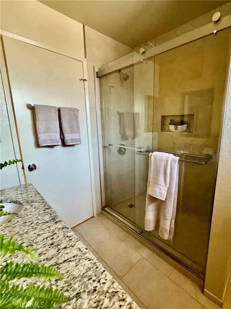 235 Pinewood Court Redlands, CA 92374