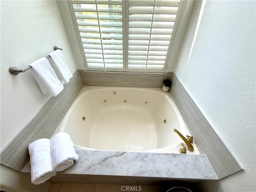 14159 Palisades Drive Poway, CA 92064