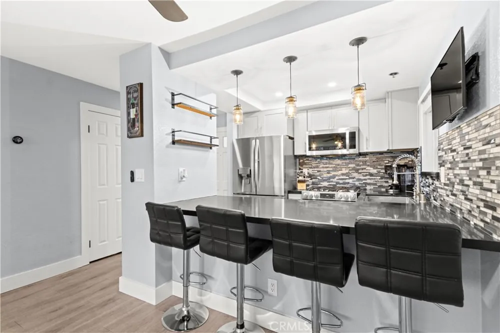 1100 Euclid #113 Long Beach, CA 90804