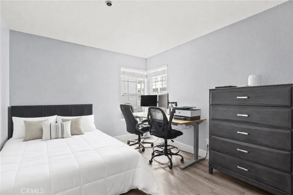 1100 Euclid #113 Long Beach, CA 90804