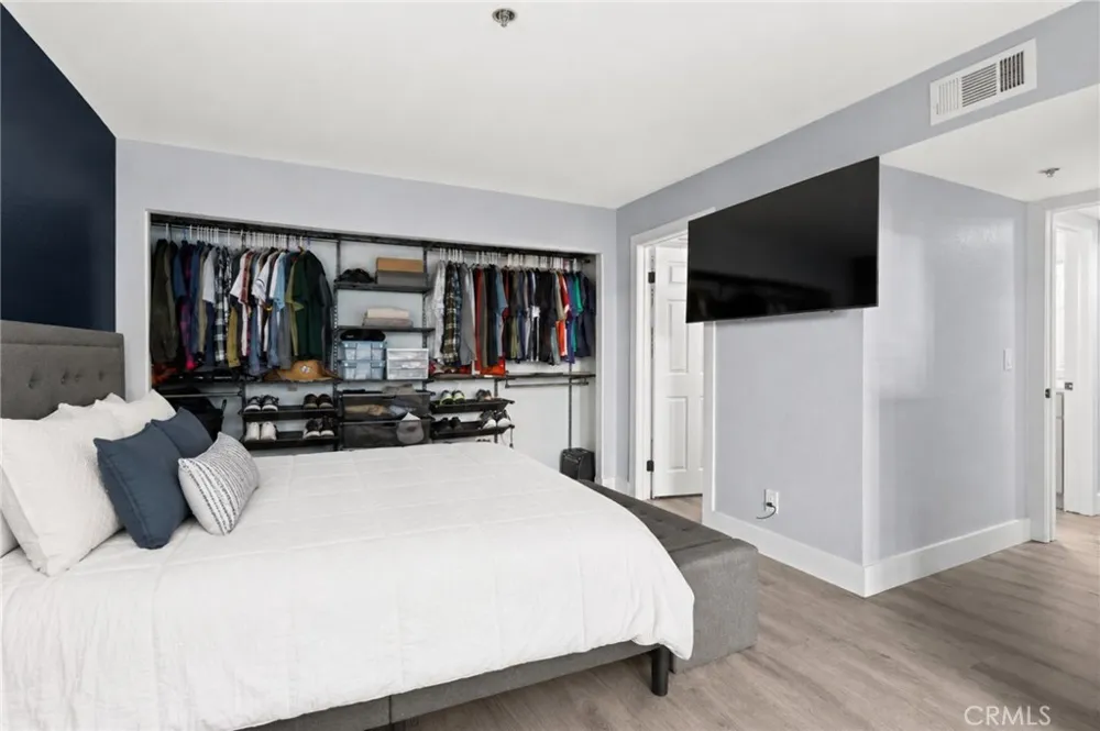1100 Euclid #113 Long Beach, CA 90804