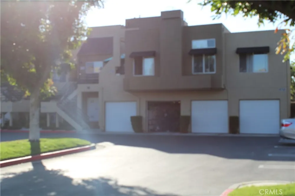21175 Tangerine Mission Viejo, CA 92691