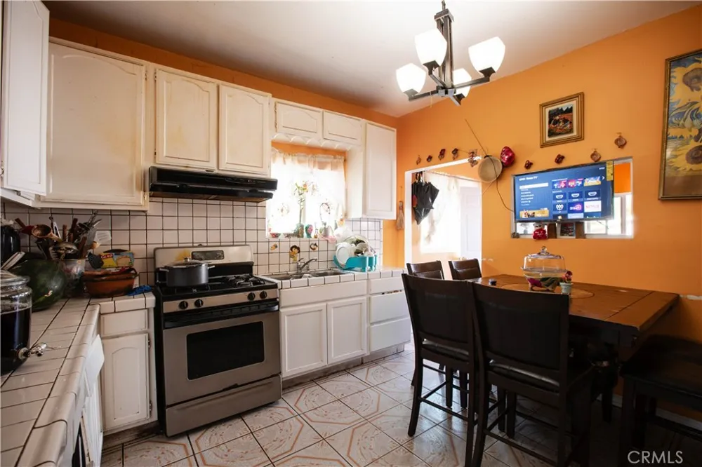 1312 Arapahoe Los Angeles, CA 90006