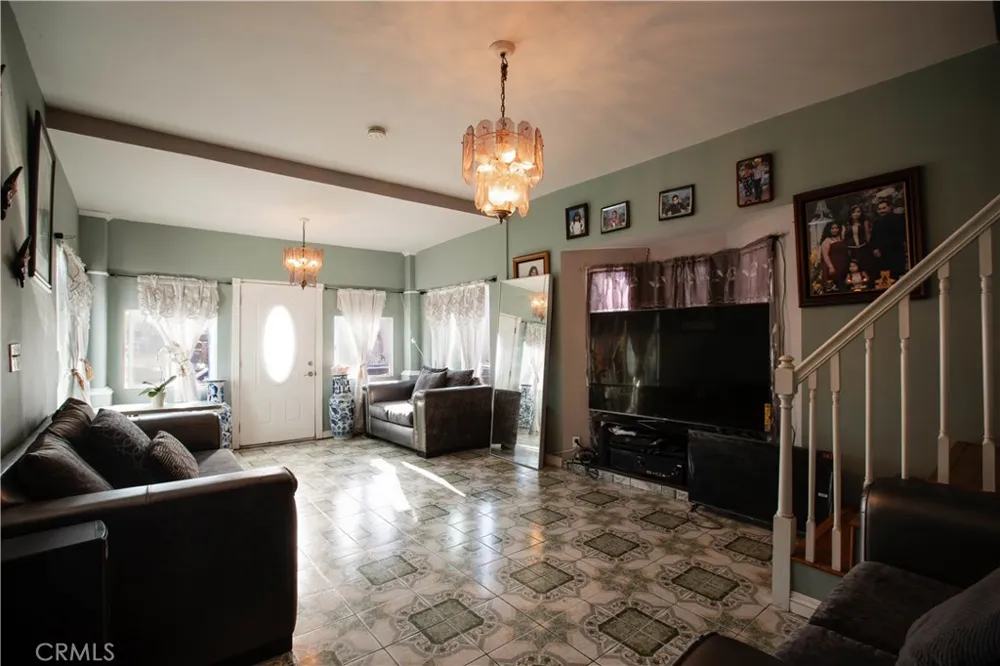 1312 Arapahoe Los Angeles, CA 90006